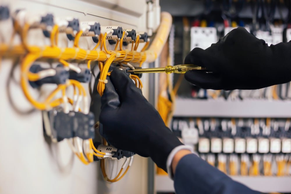 Elektricien vervangt groepenkast in woning Delft.